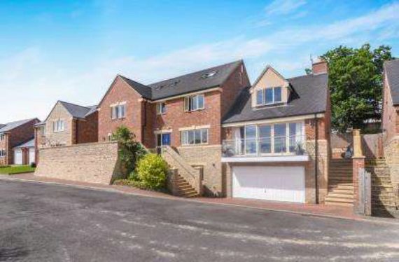 5 Bedroom Detached